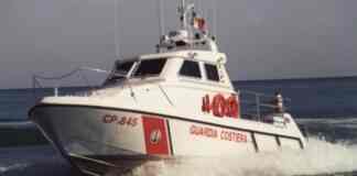 La Guardia costiera salva gli occupanti di un’imbarcazione in avaria tra Molfetta e Bisceglie