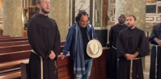 Al Bano in visita alla Basilica “Madonna dei Martiri” di Molfetta
