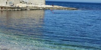 Niente pernottamenti e tende in riva al mare, firmata l’ordinanza anti-bivacco