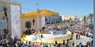 La scomparsa di Papa Francesco, il cordoglio della Città di Molfetta