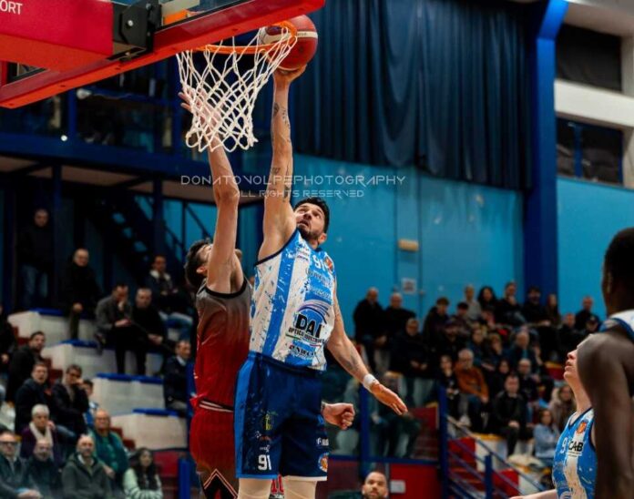 pre match contro matera