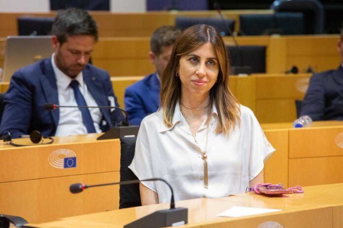 Valentina Palmisano Ue M5S-The Left