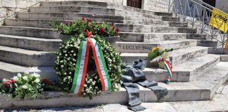 Il coraggio non si cancella: la città ricorda il sindaco Gianni Carnicella a 34 anni dall’omicidio