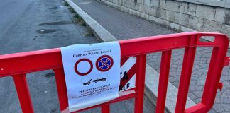 Avviata la sostituzione dei pali dell’illuminazione sul lungomare