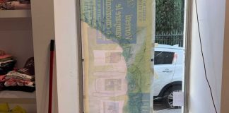 Spaccata notturna a negozio di abbigliamento sportivo in Corso Umberto I